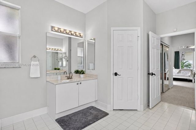13775 NW 20th St, Pembroke Pines, FL 33028