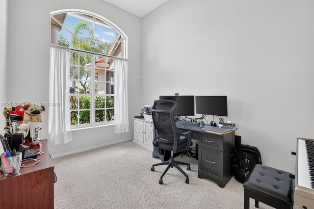 13775 NW 20th St, Pembroke Pines, FL 33028