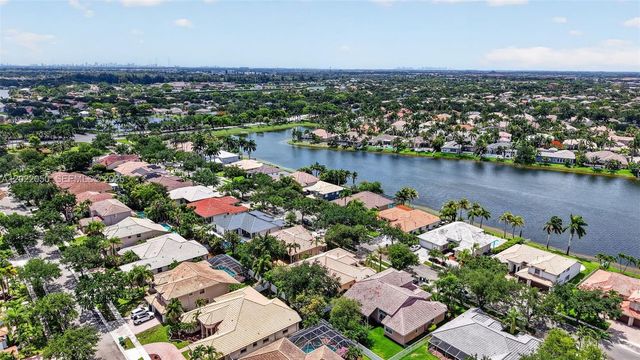 13775 NW 20th St, Pembroke Pines, FL 33028
