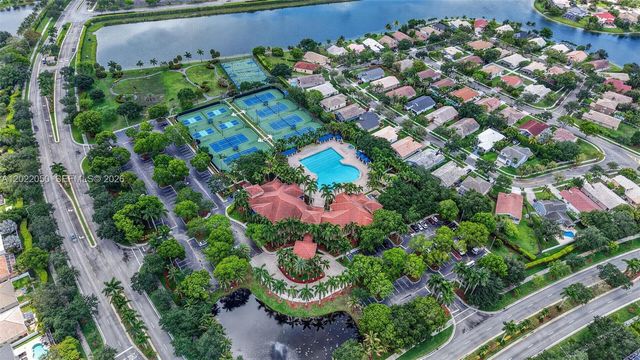 13775 NW 20th St, Pembroke Pines, FL 33028