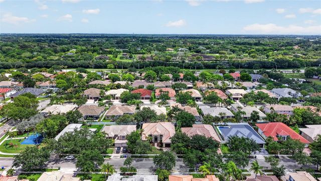 13775 NW 20th St, Pembroke Pines, FL 33028