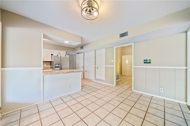 1022 Delta Dr, Corpus Christi, TX 78412