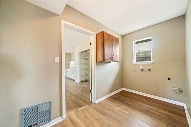 1022 Delta Dr, Corpus Christi, TX 78412