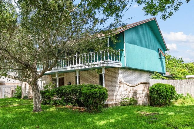 1022 Delta Dr, Corpus Christi, TX 78412