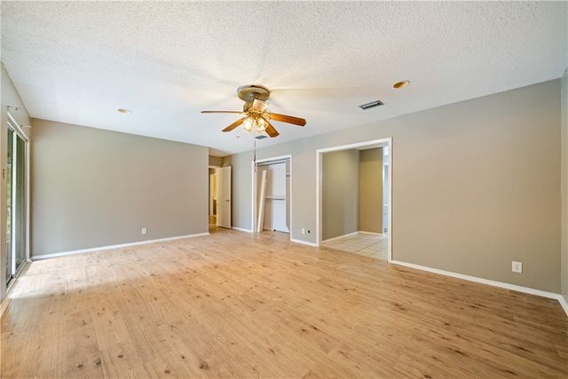 1022 Delta Dr, Corpus Christi, TX 78412