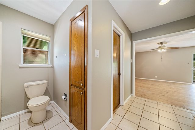 1022 Delta Dr, Corpus Christi, TX 78412