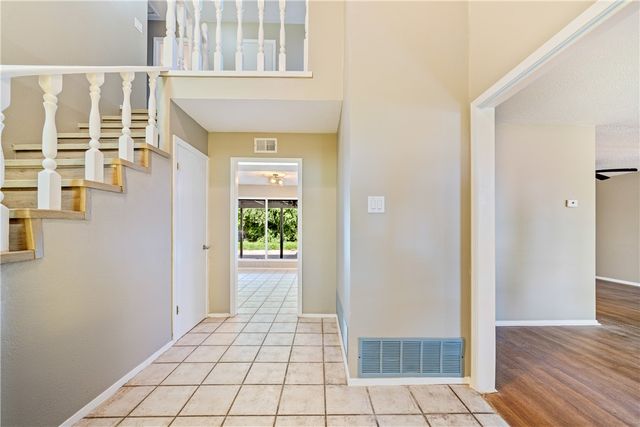 1022 Delta Dr, Corpus Christi, TX 78412