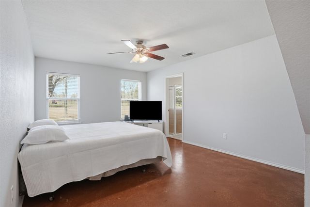 4121 Oakview Circle, Alvarado, TX 76009