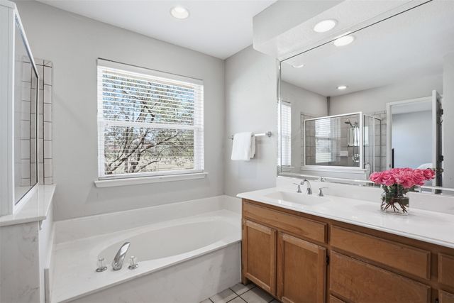 4121 Oakview Circle, Alvarado, TX 76009