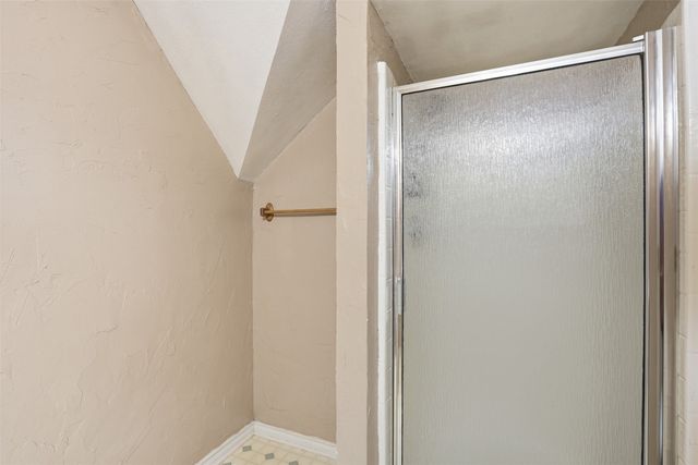 4121 Oakview Circle, Alvarado, TX 76009