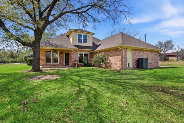 4121 Oakview Circle, Alvarado, TX 76009