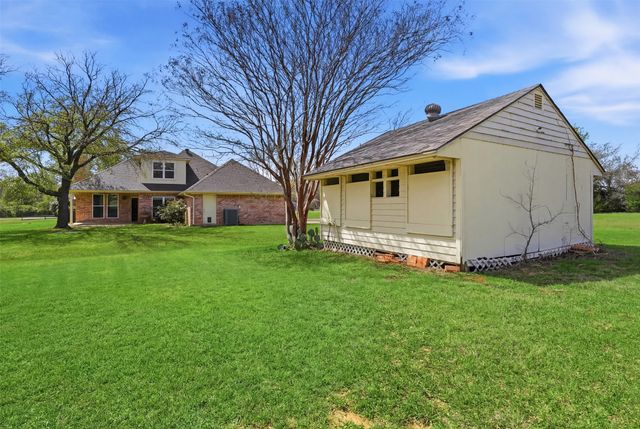 4121 Oakview Circle, Alvarado, TX 76009