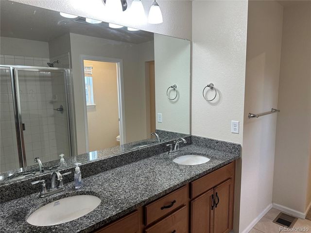 5733 S Fultondale Court, Aurora, CO 80016