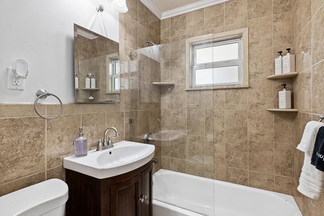 411 SW 10th Street, Fort Lauderdale, FL 33315