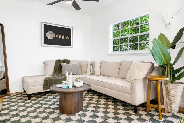 411 SW 10th Street, Fort Lauderdale, FL 33315