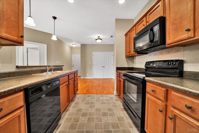 205 Capital Street 202, Lynchburg, VA 24502