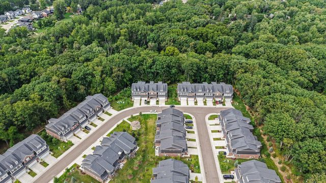 692 Peppermint Drive, Rochester Hills, MI 48307