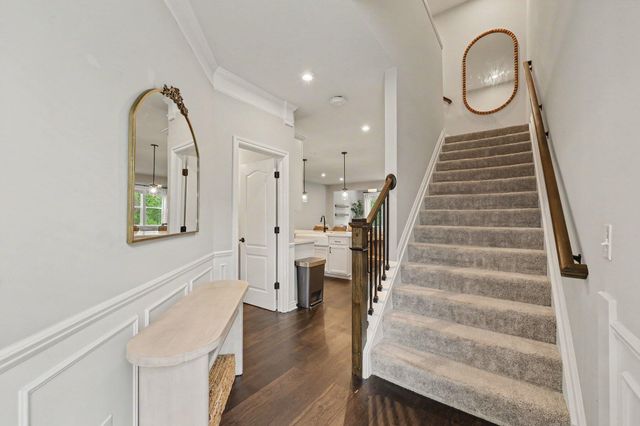 692 Peppermint Drive, Rochester Hills, MI 48307