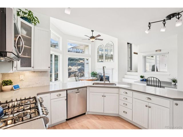 7084 Fox Paw Trl, Littleton, CO 80125