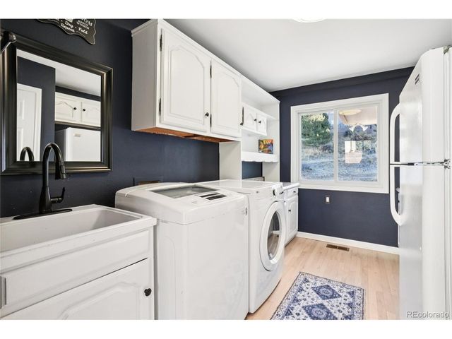 7084 Fox Paw Trl, Littleton, CO 80125