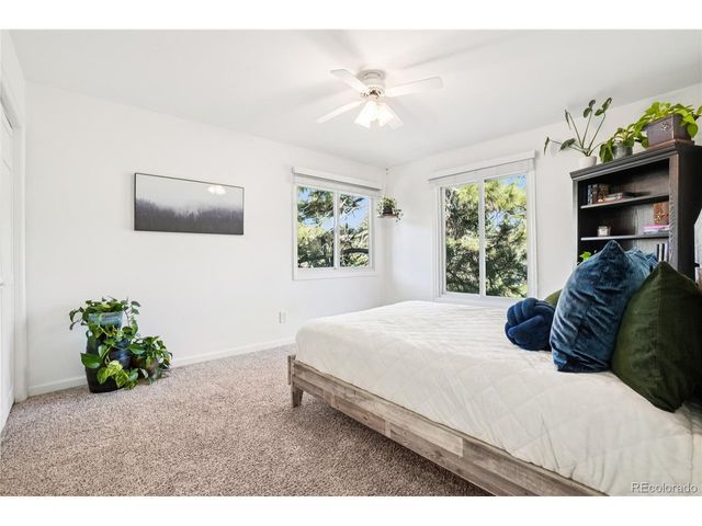 7084 Fox Paw Trl, Littleton, CO 80125