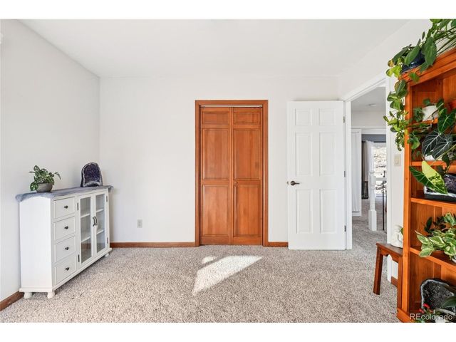 7084 Fox Paw Trl, Littleton, CO 80125