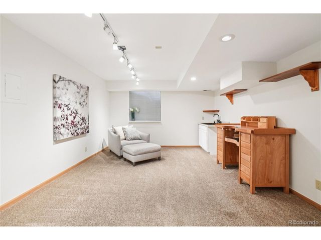 7084 Fox Paw Trl, Littleton, CO 80125