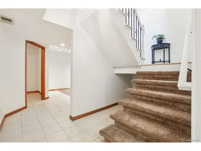 7084 Fox Paw Trl, Littleton, CO 80125