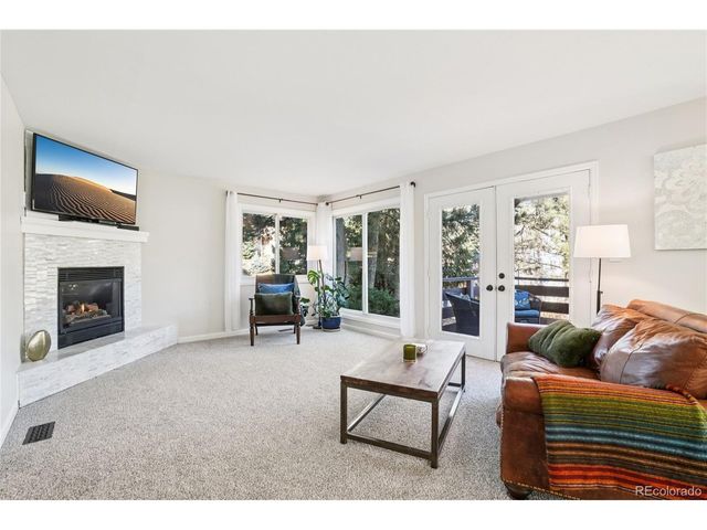 7084 Fox Paw Trl, Littleton, CO 80125