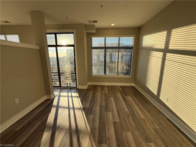 810 W 4th Street 421, Winston-salem, NC 27101