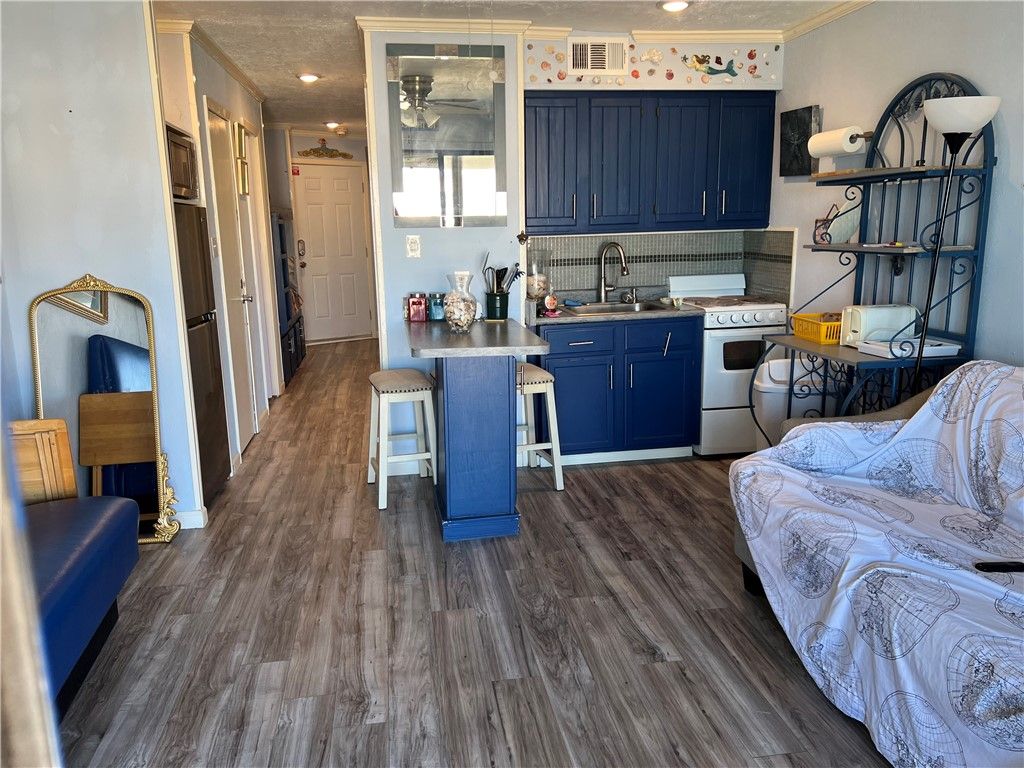 3938 Surfside Blvd 1313, Corpus Christi, TX 78402 — photo 3