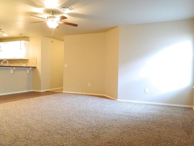 204 Saint Charles Way, Midwest City, OK 73130