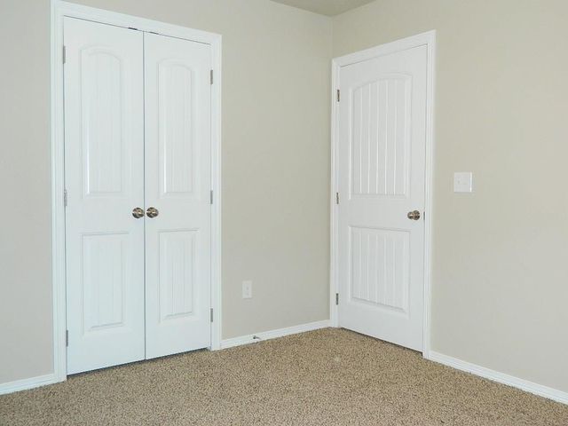 204 Saint Charles Way, Midwest City, OK 73130