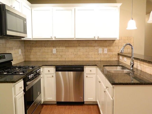 204 Saint Charles Way, Midwest City, OK 73130