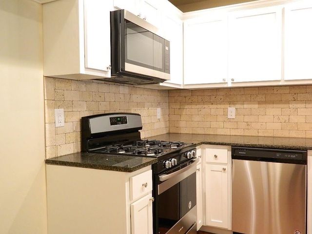 204 Saint Charles Way, Midwest City, OK 73130