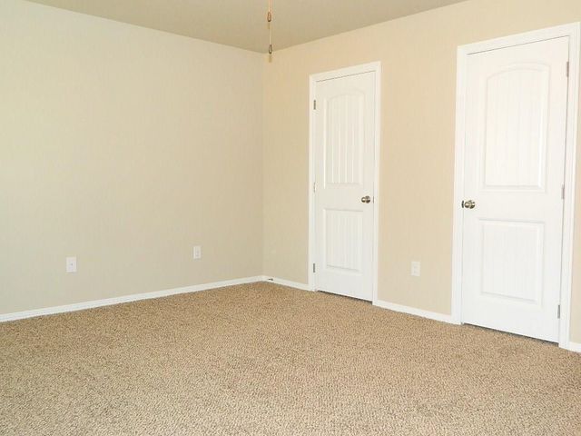 204 Saint Charles Way, Midwest City, OK 73130