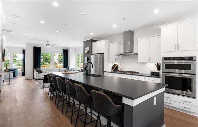 540 Ember Lane NW, Atlanta, GA 30318