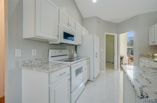2645 Katrine Lake Drive, Shiloh, IL 62221