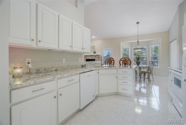 2645 Katrine Lake Drive, Shiloh, IL 62221