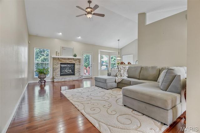 2645 Katrine Lake Drive, Shiloh, IL 62221