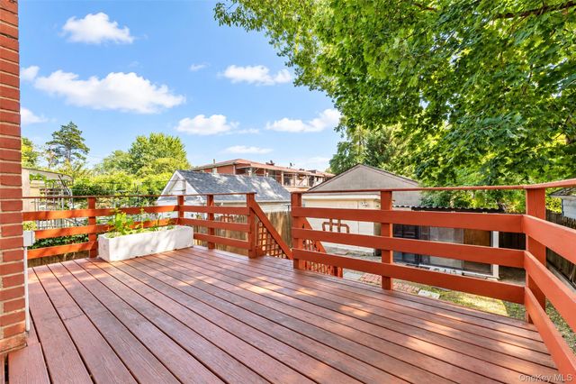 142-10 Oak Avenue, Flushing, NY 11355