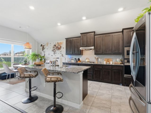 1705 Chacon Canyon Drive, Desoto, TX 75115