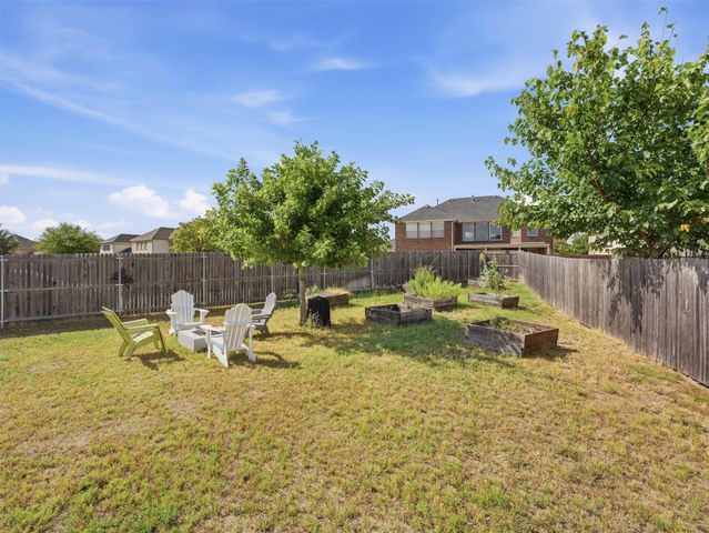1705 Chacon Canyon Drive, Desoto, TX 75115