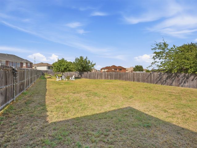 1705 Chacon Canyon Drive, Desoto, TX 75115
