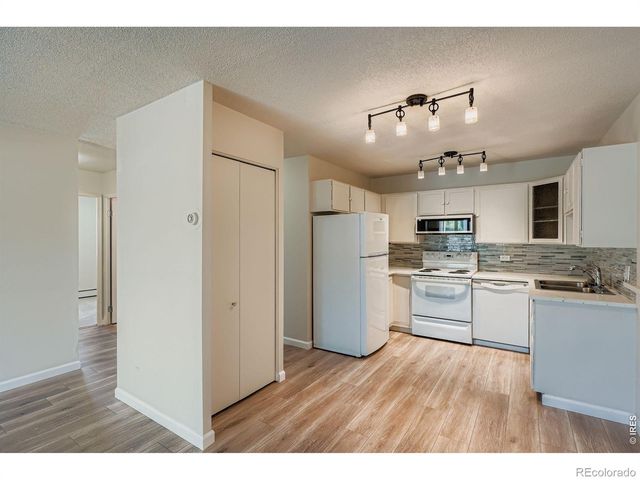 680 S Alton Way 1B, Denver, CO 80247