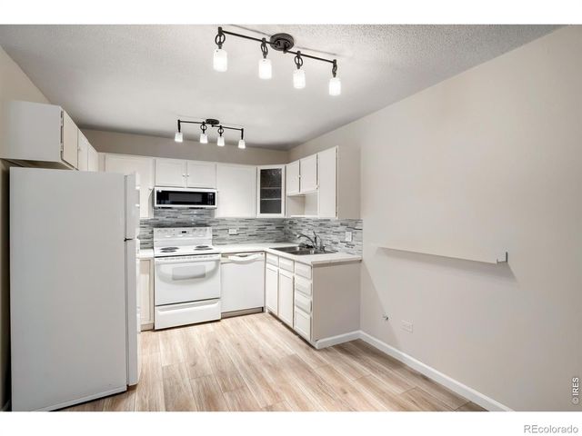680 S Alton Way 1B, Denver, CO 80247