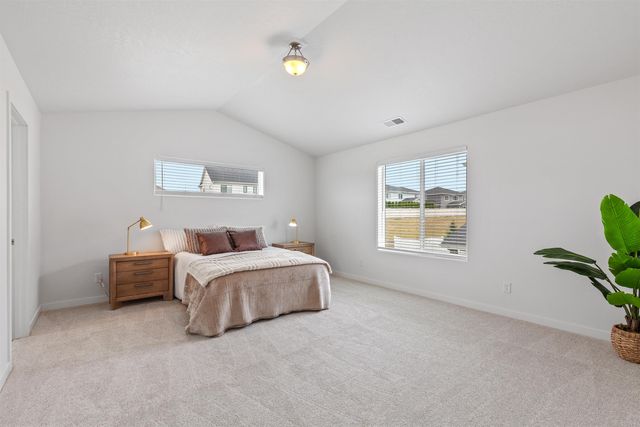24559 E Blue Ridge Ave, Liberty Lake, WA 99019