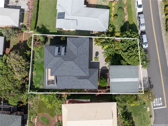 3865 Mariposa Drive, Honolulu, HI 96816