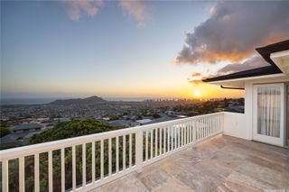3865 Mariposa Drive, Honolulu, HI 96816