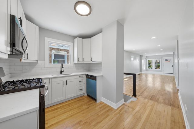 5231 S Homan Avenue, Chicago, IL 60632